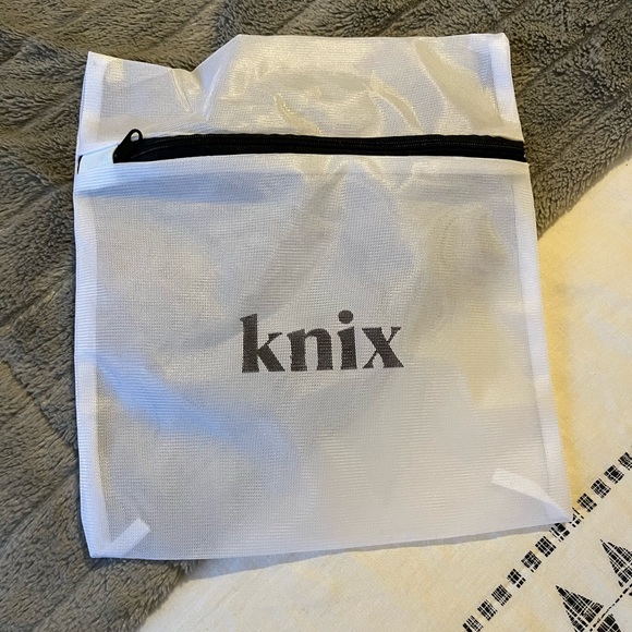 Pale pink LuxLift Tank from Knix - Picture 3 of 4